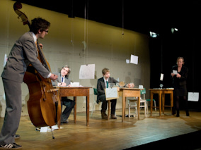 Theater Thikwa (D): Hindernisse auf der Fahrbahn